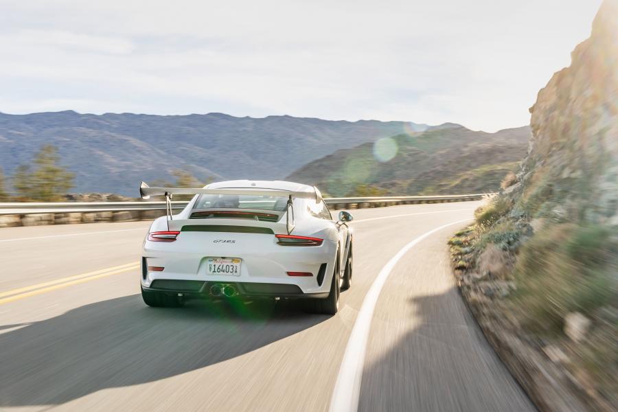  Porsche 911 GT3 RS (991) 2018 года  (NA) (фото 19 из 40)